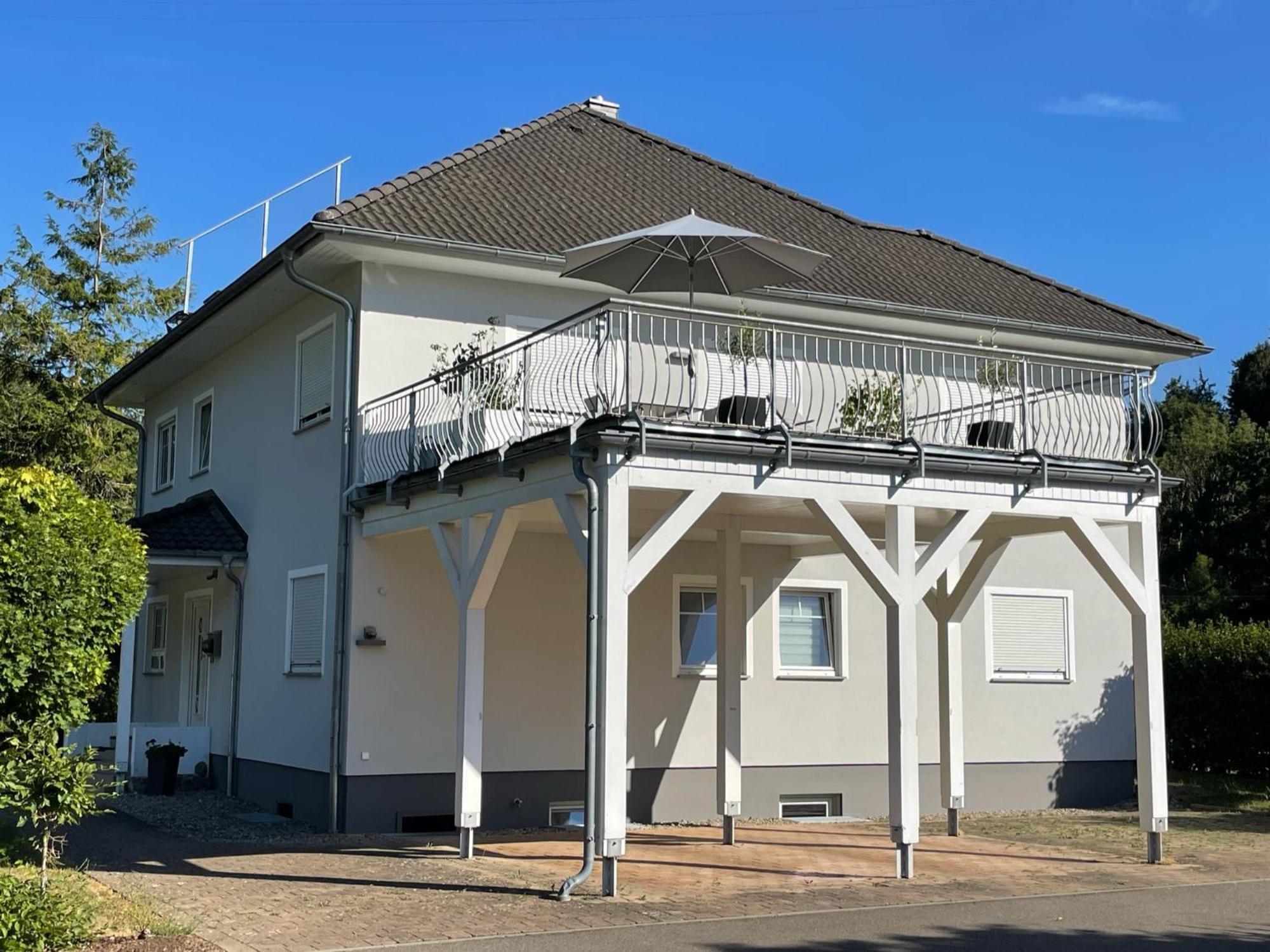 Stilvolle Wohnung Fuer 2-3 Personen - Mit Riesiger Dachterrasse Haigerloch Buitenkant foto