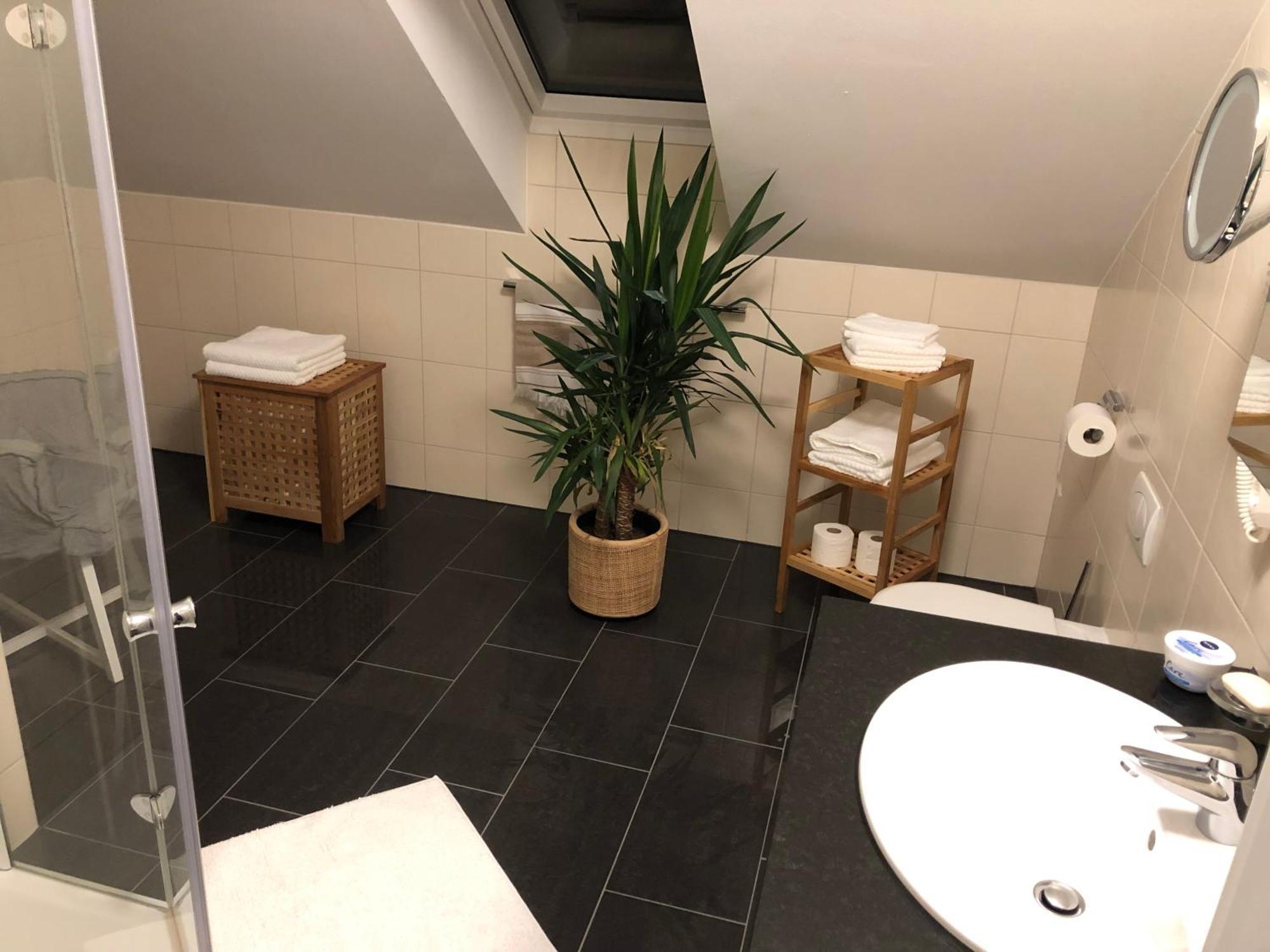Stilvolle Wohnung Fuer 2-3 Personen - Mit Riesiger Dachterrasse Haigerloch Buitenkant foto