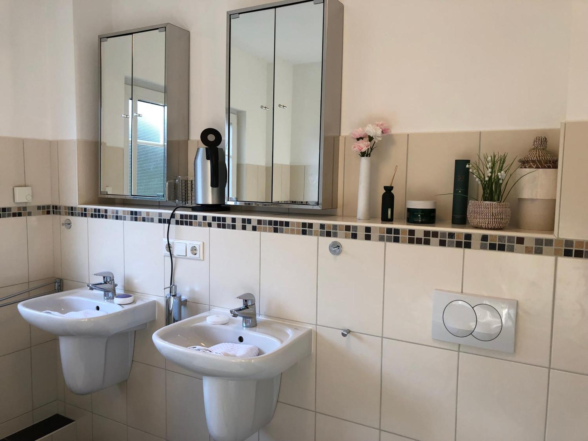 Stilvolle Wohnung Fuer 2-3 Personen - Mit Riesiger Dachterrasse Haigerloch Buitenkant foto