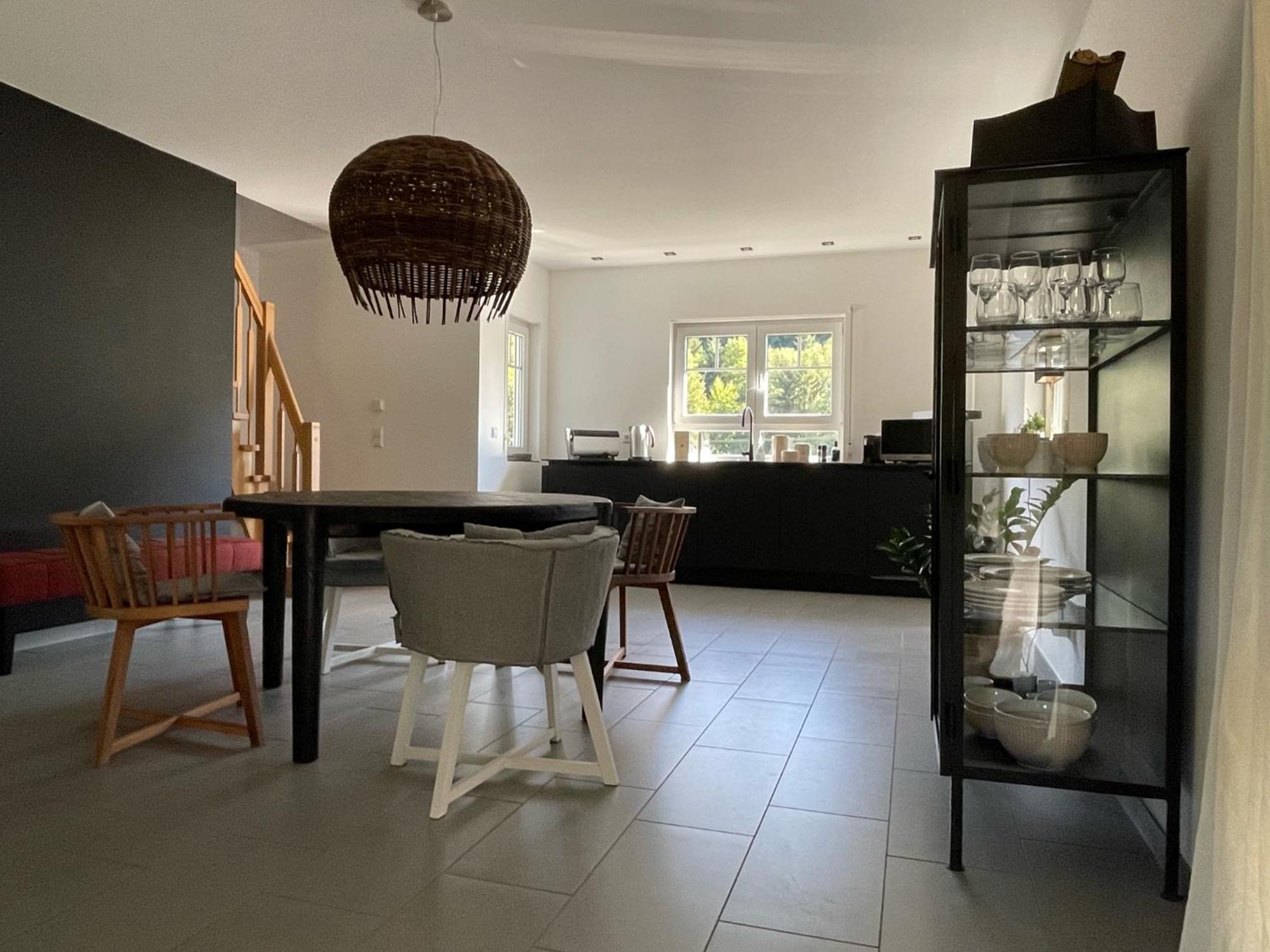 Stilvolle Wohnung Fuer 2-3 Personen - Mit Riesiger Dachterrasse Haigerloch Buitenkant foto